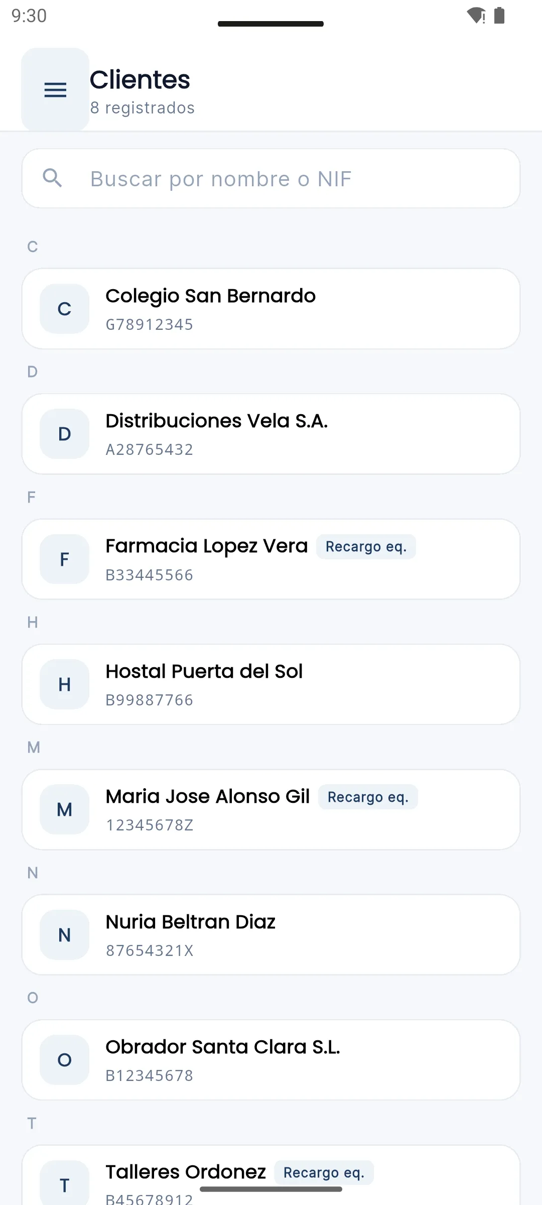 Listado de clientes con sus datos fiscales